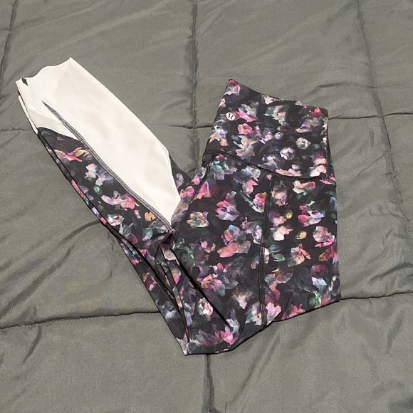 Lululemon Wunder Under Crop Leggings - Picture 5 of 8